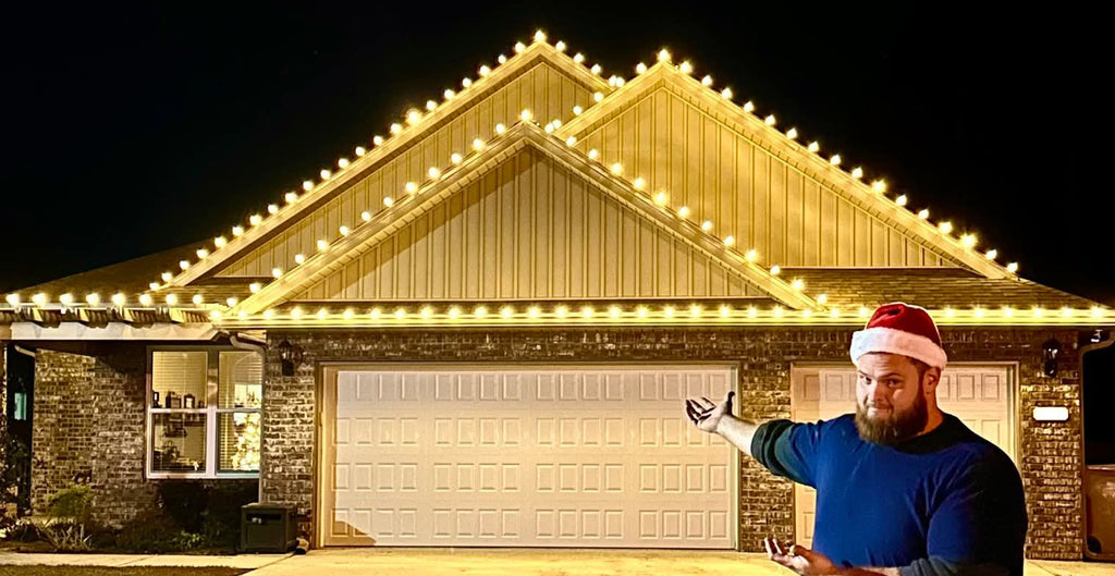 Returning Customer Rate - Holiday Lighting Reinstallation